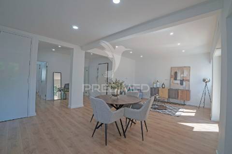 Apartamento t3 benfica na republica da bolívia em remodelação total