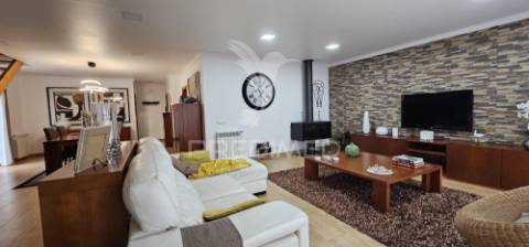 Moradia t4 vila magos