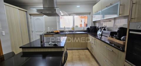 Moradia t4 vila magos