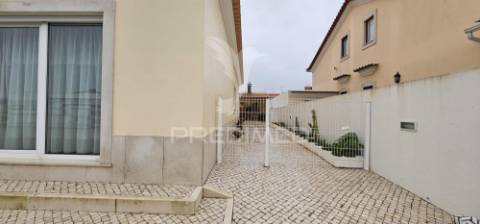 Moradia t4 vila magos