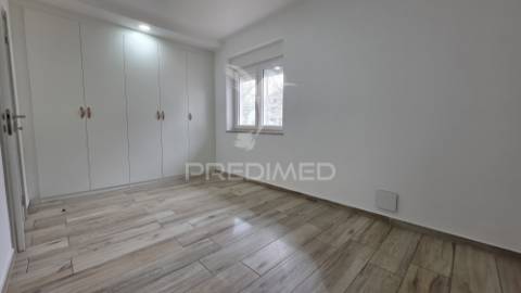 Apartamento t1 em santo andré, a 10 min de sines
