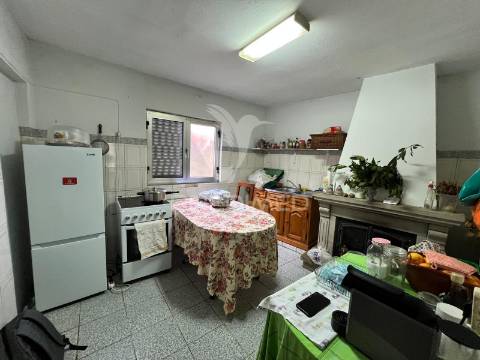 Moradia t4 em murça  – vila nova de foz côa