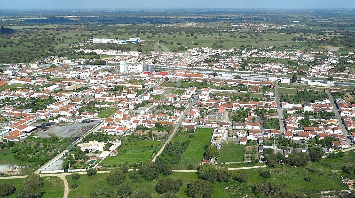 Terreno para construção de 90 moradias