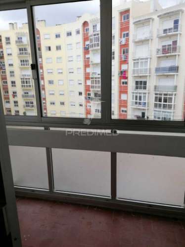 T1 +1 monte abraão | arrendamento