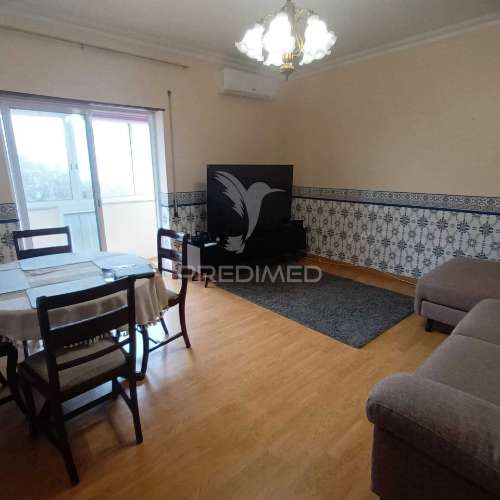 Apartamento t3 laranjeiro almada