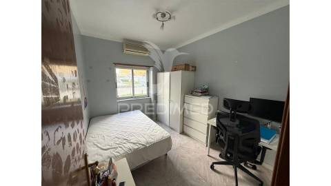 Apartamento t3 laranjeiro almada