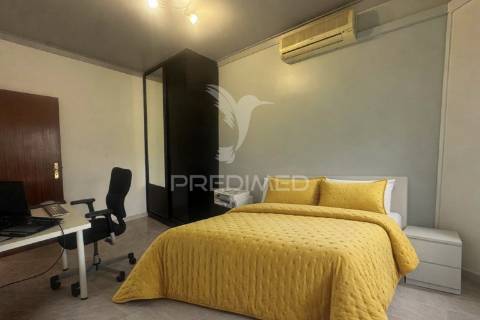 Apartamento t3 laranjeiro almada