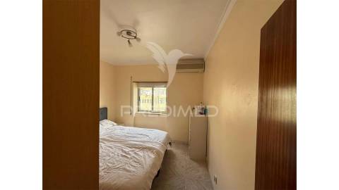 Apartamento t3 laranjeiro almada