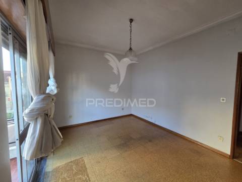 Apartamento t2 + 1
