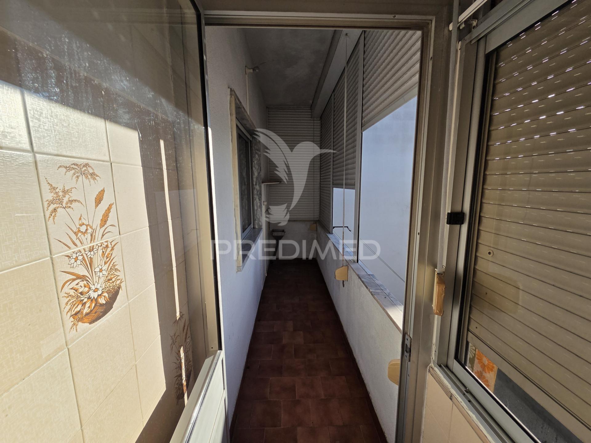 Apartamento t2 + 1