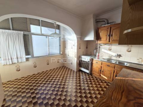 Apartamento t2 + 1