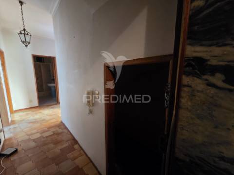 Apartamento t2 + 1