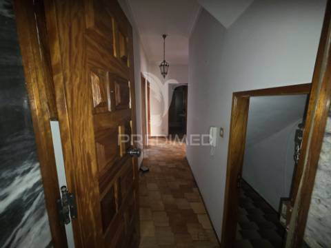 Apartamento t2 + 1