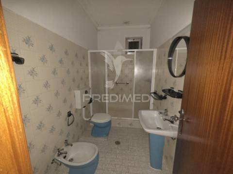 Apartamento t2 + 1