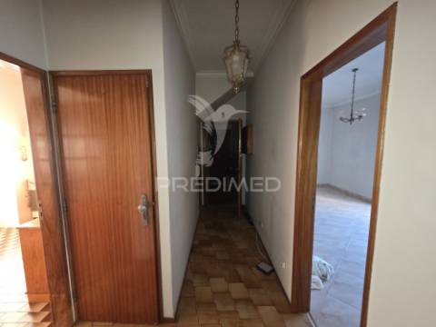 Apartamento t2 + 1