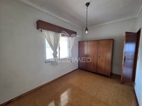 Apartamento t2 + 1