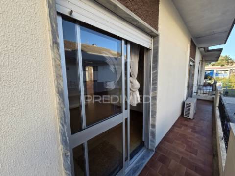 Apartamento t2 + 1