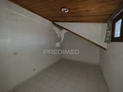 Apartamento t2 + 1