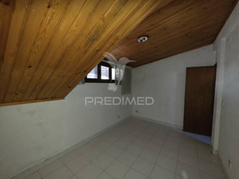 Apartamento t2 + 1