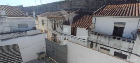 Casa no centro histórico de nisa