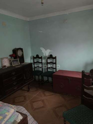 Casa antiga - recuperar ( outeiro maior )