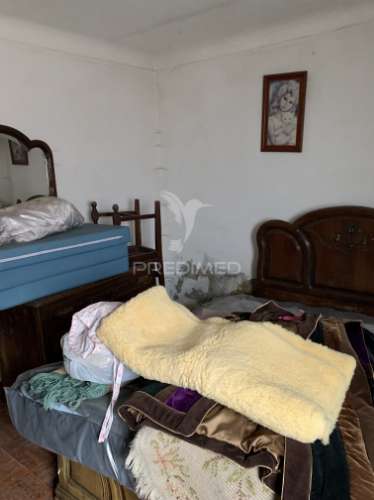 Casa antiga - recuperar ( outeiro maior )