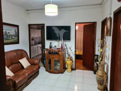 Ap. t3 ermesinde – potencial, espaço e vida urbana à porta
