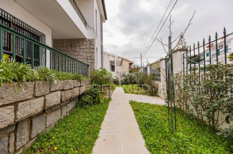 Moradia t7 bi-familar em corroios
