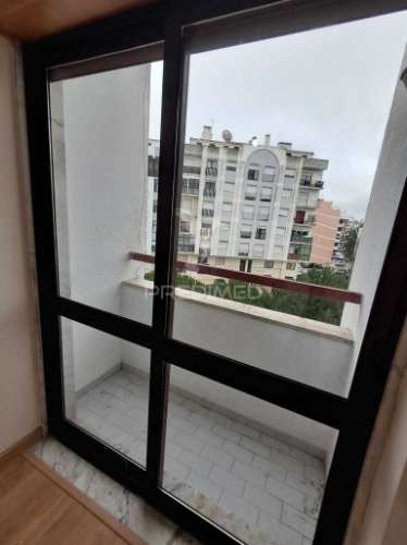 Apartamento t3 em serra das minas, rio de mouro, sintra