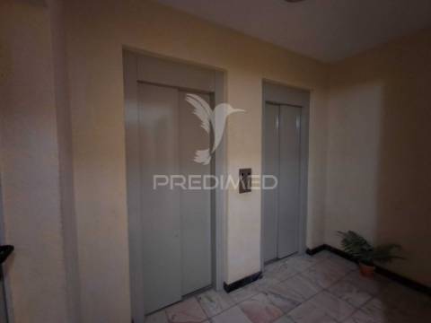 Apartamento t3 em serra das minas, rio de mouro, sintra