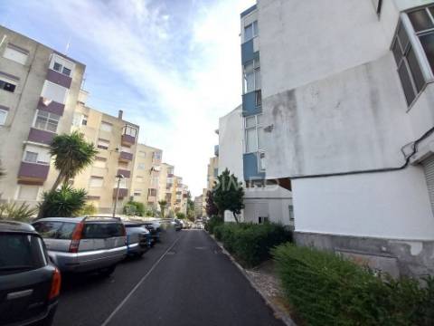 Apartamento t2 em póvoa de santo adrião