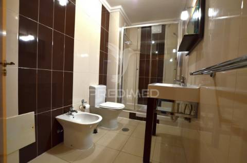 Apartamento t2 (t1+t1) em albufeira