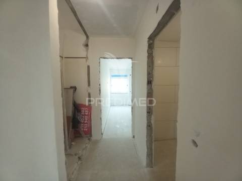 Apartamento t2 em carregado