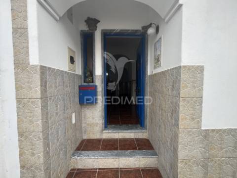 Moradia t2+2 com garagem, logradouro e eficiência energética – alfundão, ferreira do alentejo.