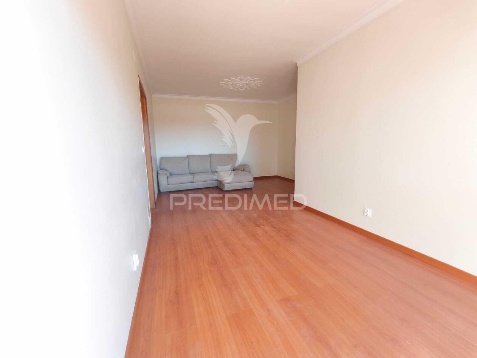 Apartameto t2 em queluz