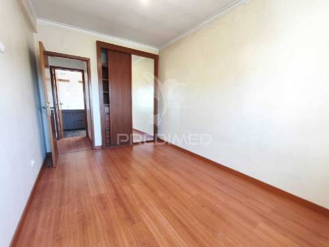 Apartameto t2 em queluz