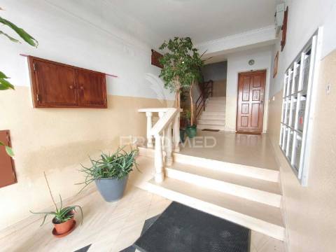 Apartameto t2 em queluz