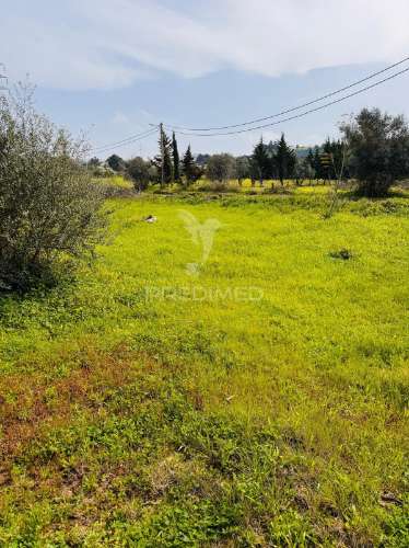 Moradia de campo na quinta do anjo – terreno com 4.520 m²