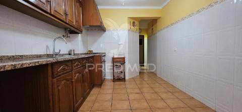 Apartamento t3 samora correia