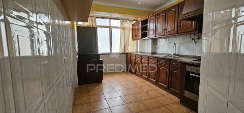 Apartamento t3 samora correia