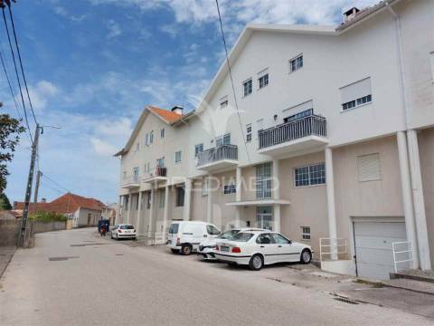 Apartamento t1 espaçoso em aradas – perto do centro de aveiro