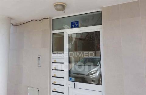 Apartamento t1 espaçoso em aradas – perto do centro de aveiro