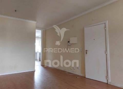 Apartamento t1 espaçoso em aradas – perto do centro de aveiro