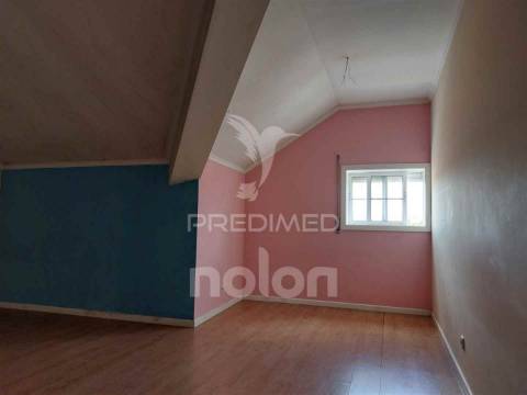 Apartamento t1 espaçoso em aradas – perto do centro de aveiro