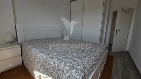 Penthouse t3 com vista espetacular para a cidade e rio, carnaxide, lisboa