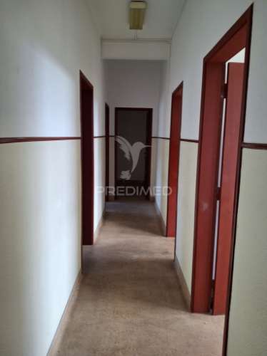 Apartamento t2 para remodelação.