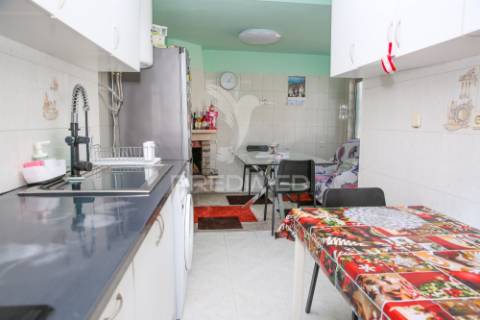 Apartamento t3 em camarate
