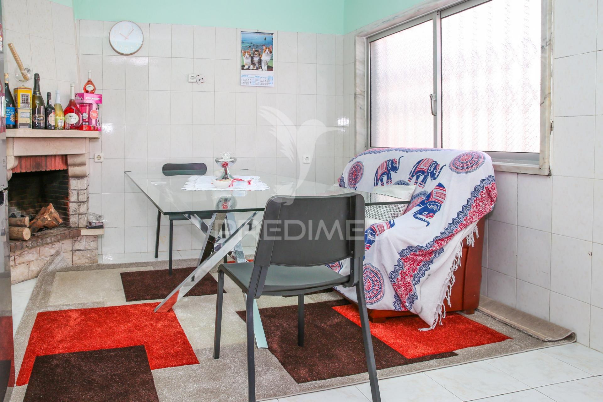 Apartamento t3 em camarate