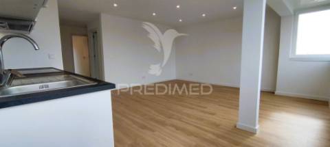 Apartamento t2 em camarate