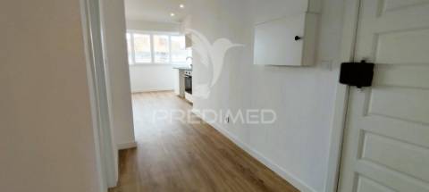 Apartamento t2 em camarate